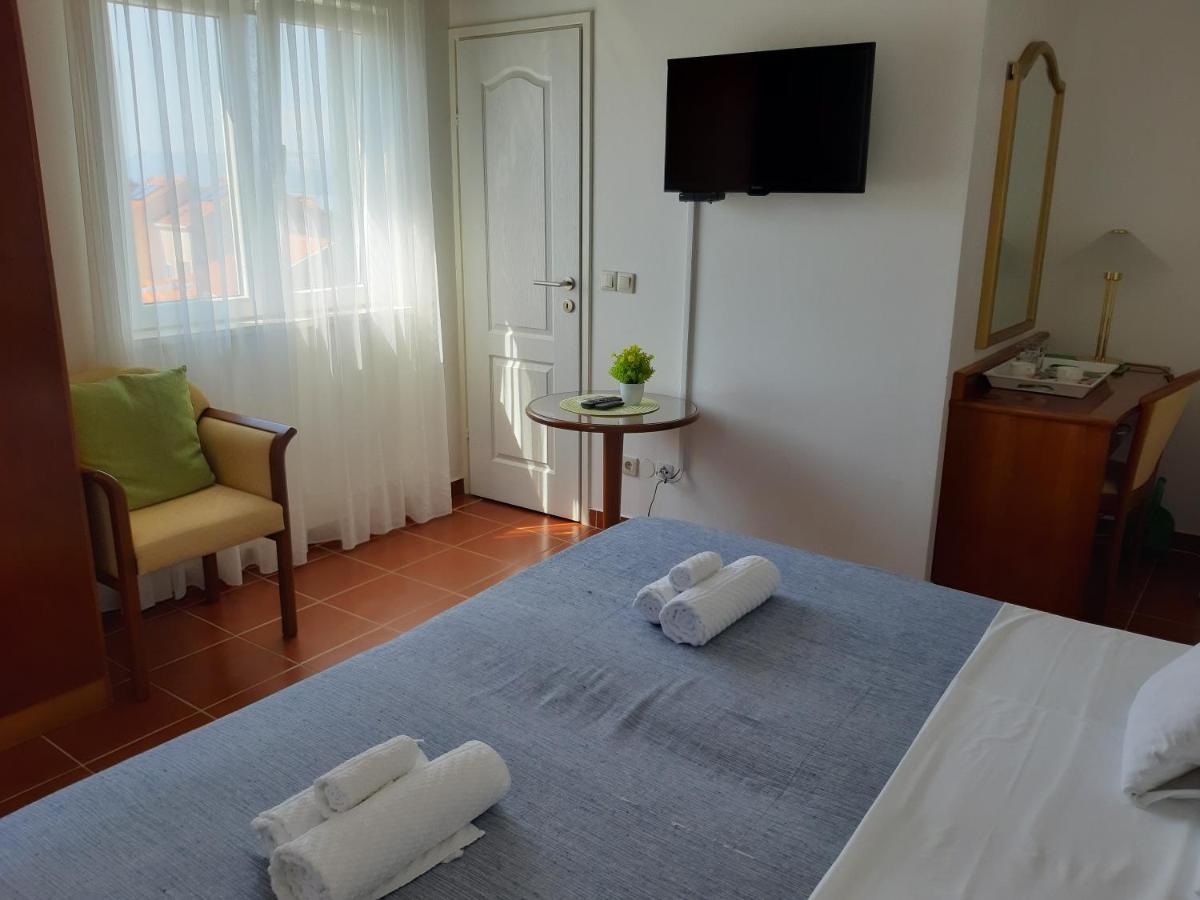 Guest House Sol Cavtat Ngoại thất bức ảnh