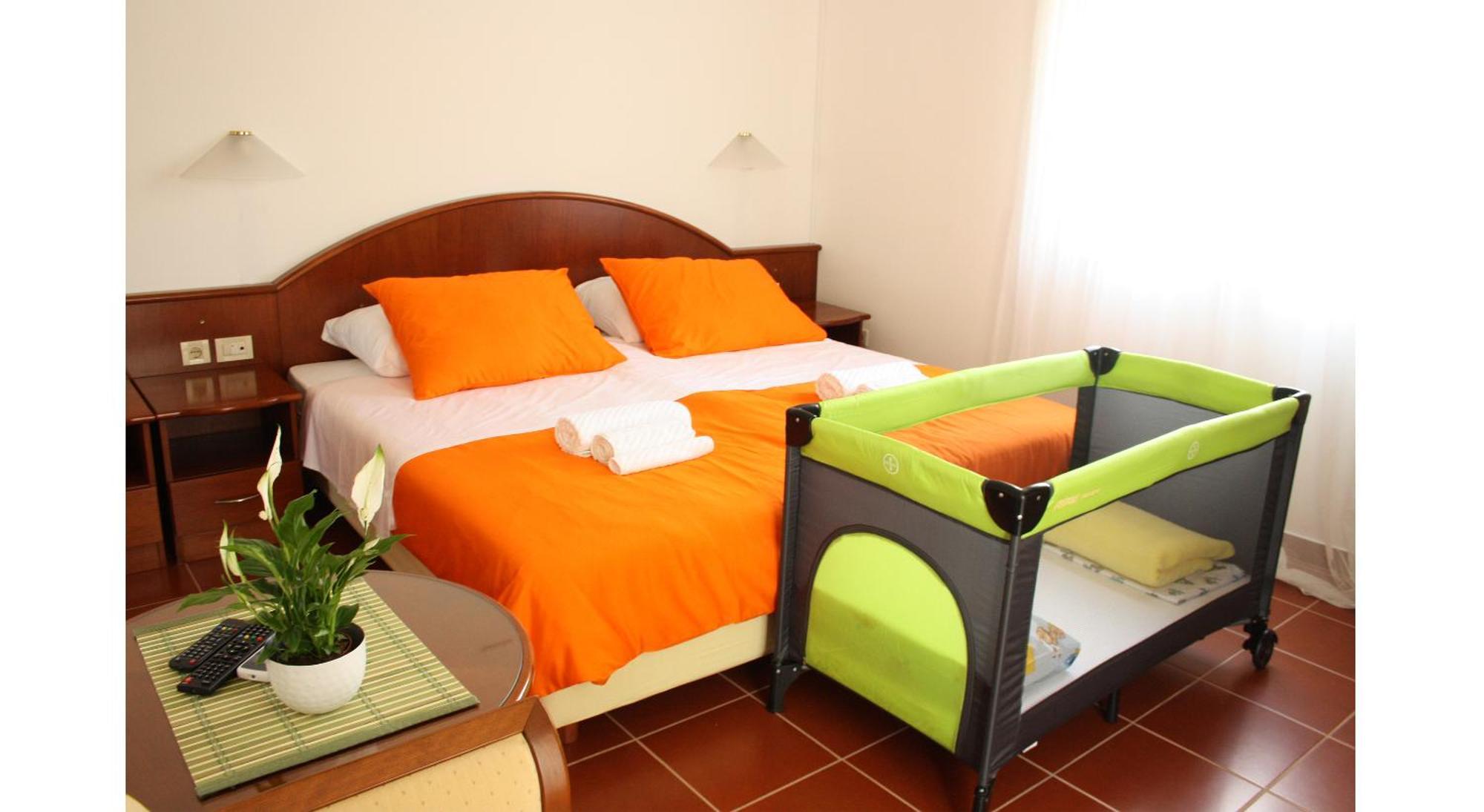 Guest House Sol Cavtat Ngoại thất bức ảnh