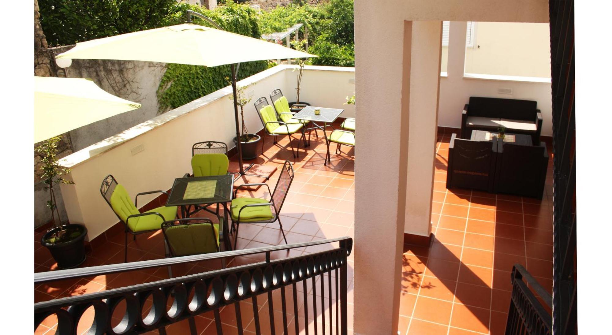 Guest House Sol Cavtat Ngoại thất bức ảnh
