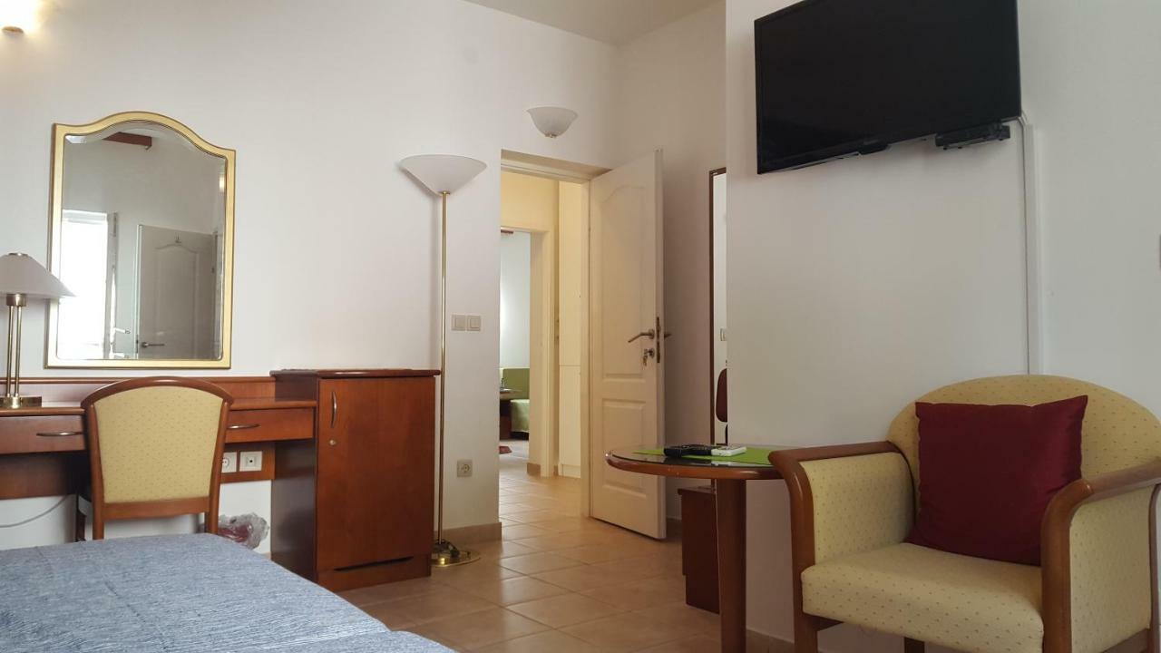 Guest House Sol Cavtat Ngoại thất bức ảnh